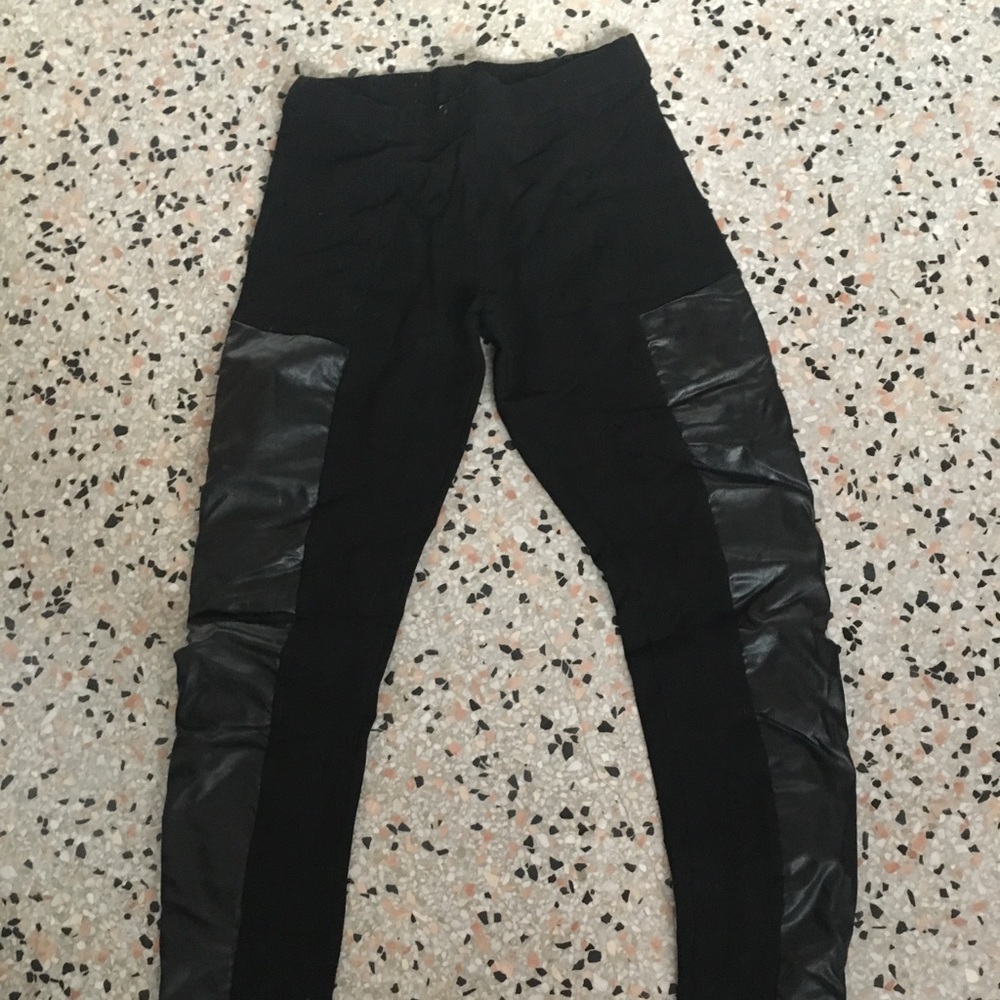 Leather leggings
